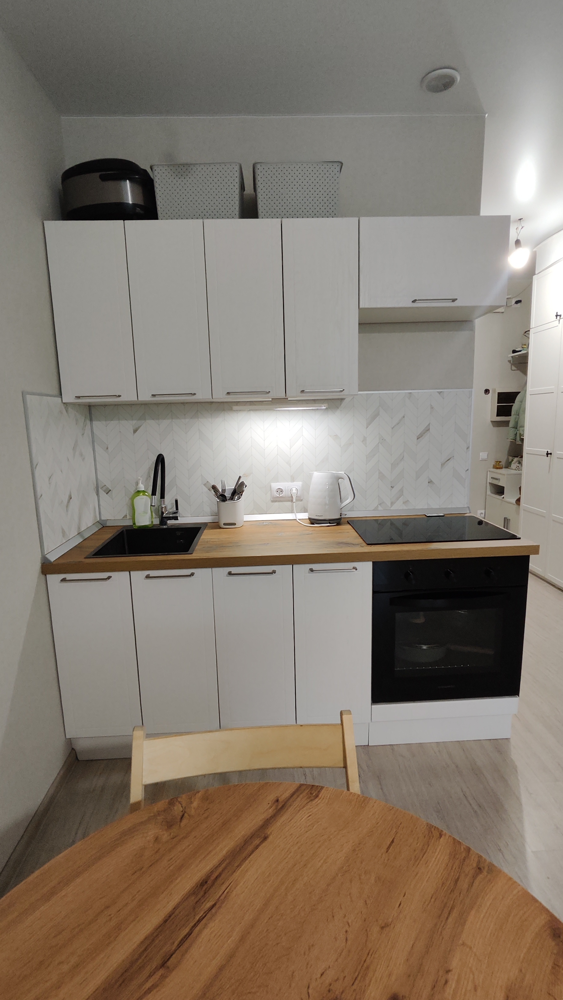 Снять 1к квартиру на Московская обл, г Домодедово, село Домодедово, ул Современников, д 8, метро Варшавская, г. Москва