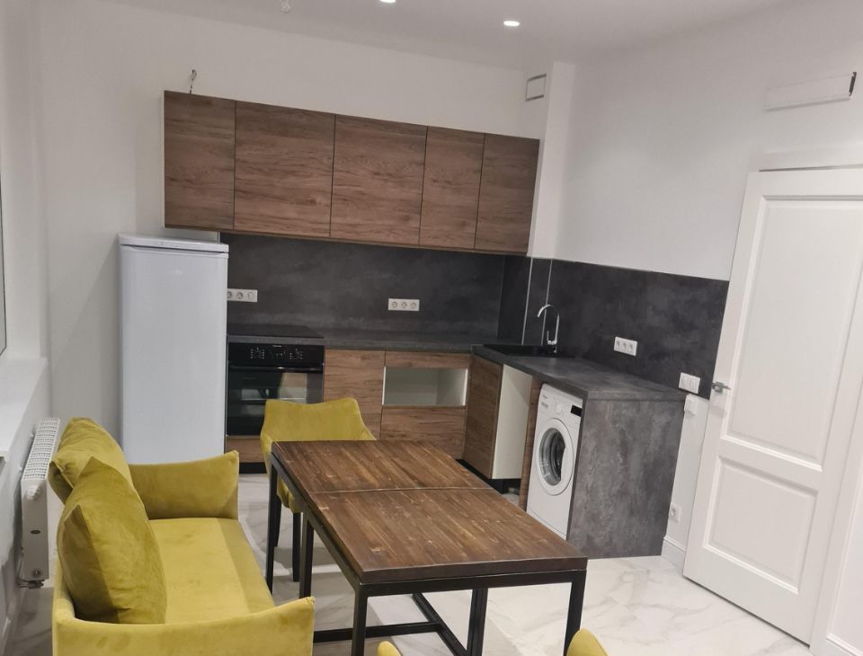 Сдаю двухкомнатную квартиру на Электролитный проезд, 7, метро Нахимовский проспект, г. Москва