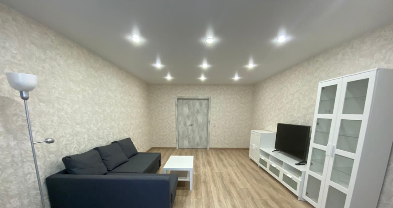 Снять 2-к квартиру на Синявинская улица, 11к9, г. Москва