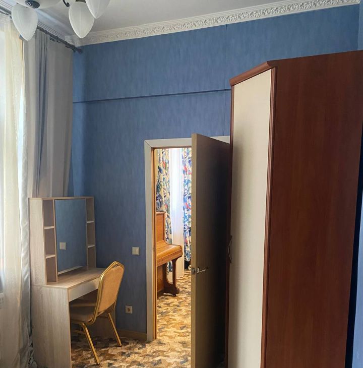 Снять 3х-комнатную квартиру на Большой Левшинский переулок, 3, метро Кропоткинская, г. Москва