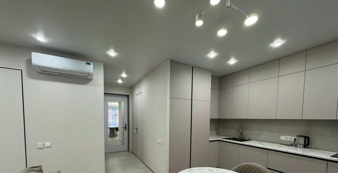 Сдаю двухкомнатную квартиру на Волоколамское шоссе, 95/2, метро Волоколамская, г. Москва