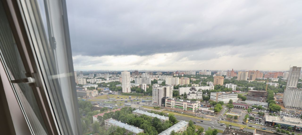 Сдаю четырехкомнатную квартиру на улица Михайлова, 30Ак6, г. Москва