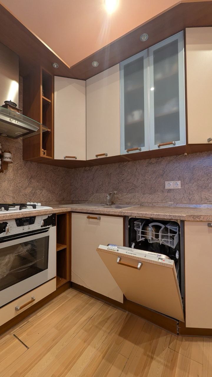 Сдаю двухкомнатную квартиру на г Москва, ул 8 Марта, д 15А, метро Аэропорт, г. Москва