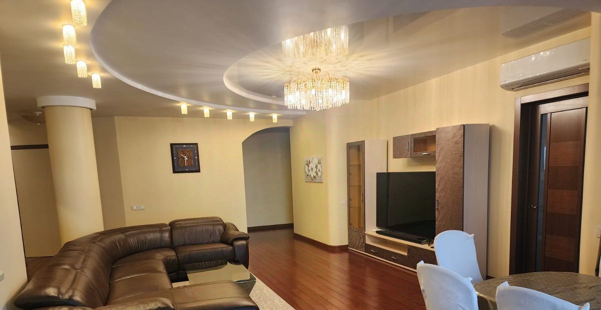 Сдаю 3х-комнатную квартиру на Кастанаевская улица, 17, метро Славянский бульвар, г. Москва