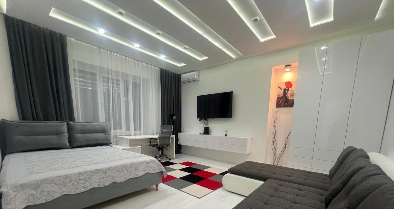 Сдам 3-к квартиру на Большой Овчинниковский переулок, 12С1, метро Китай-город, г. Москва