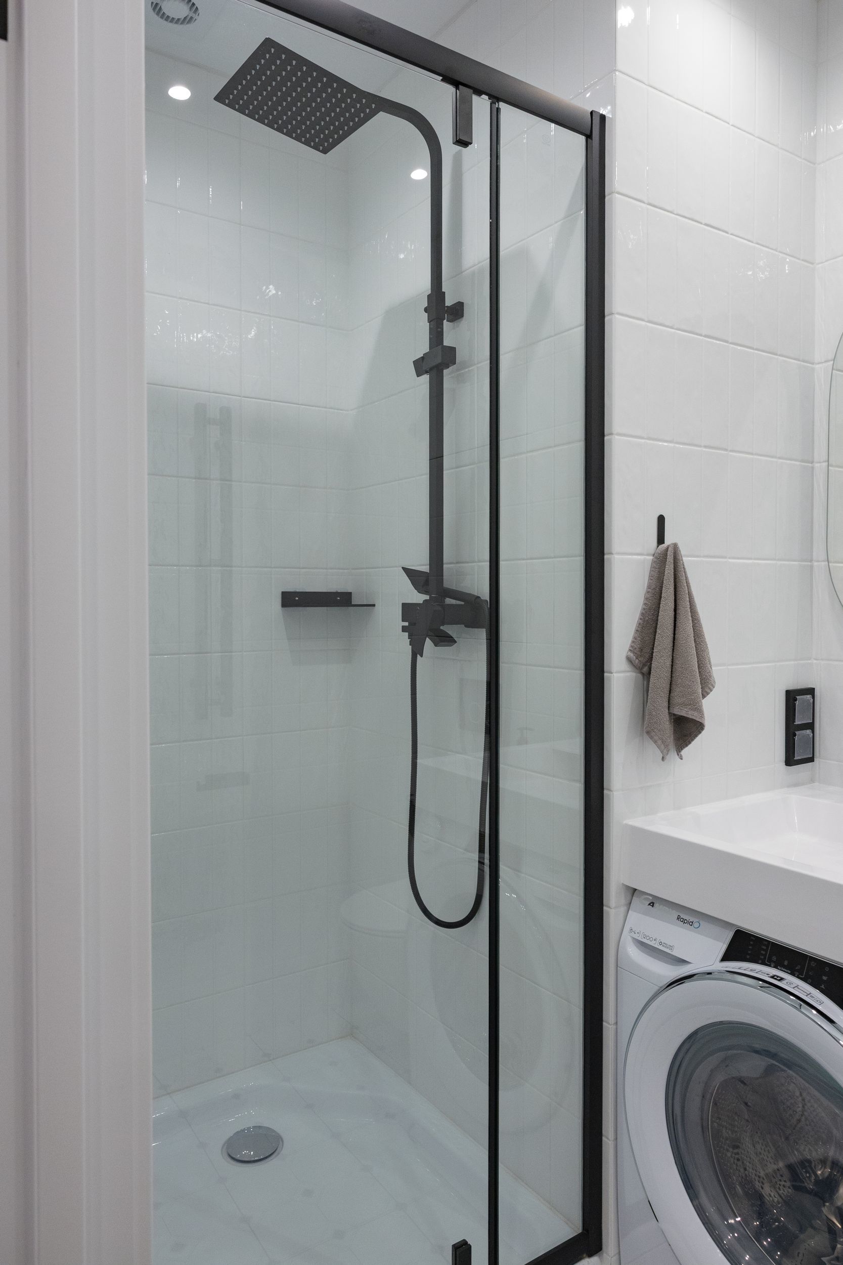 Снять однокомнатную квартиру на г Москва, р-н Коммунарка, кв-л 2, д 5 стр 4, метро Румянцево, г. Москва