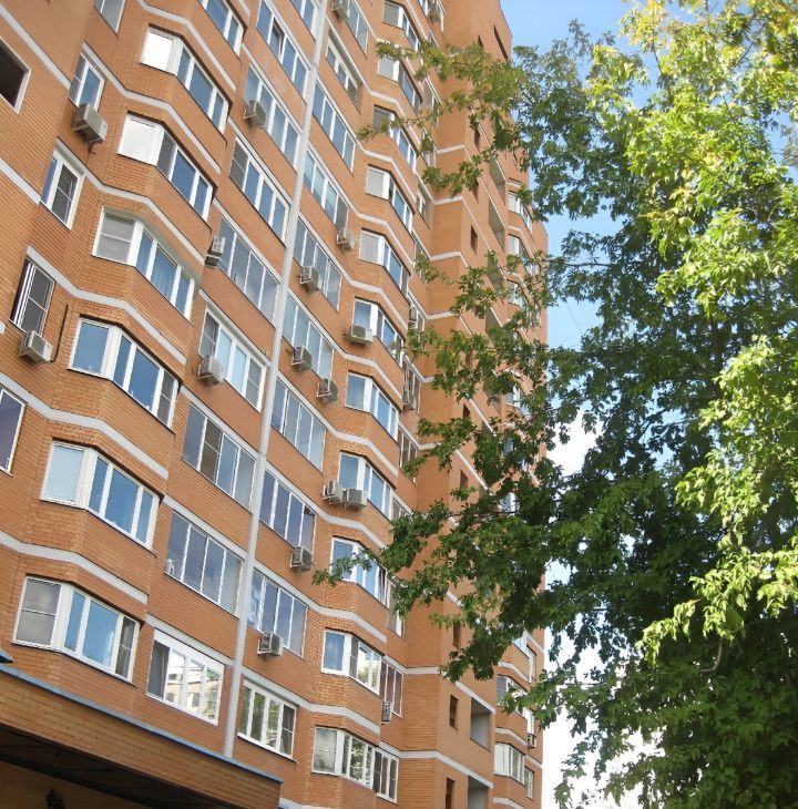 Сдаю 4-комнатную квартиру на улица Генерала Антонова, 7, метро Калужская, г. Москва