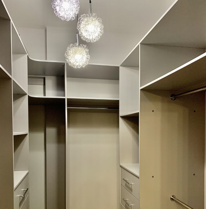 Сдаю 2к квартиру на Шмитовский проезд, 39к1, метро Международная, г. Москва