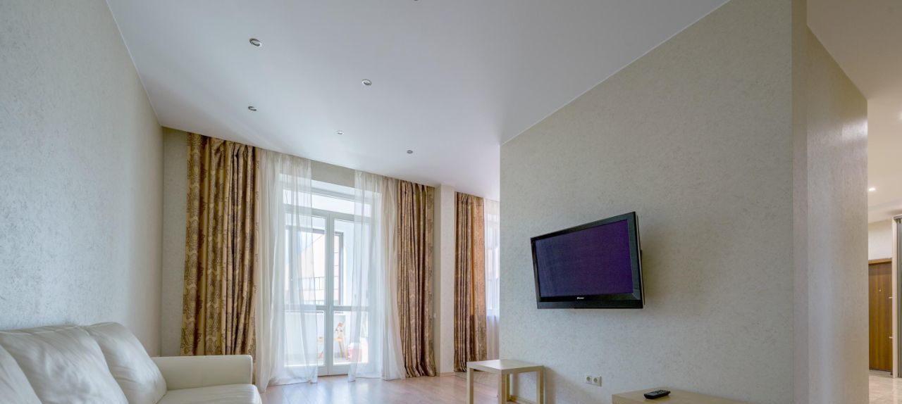 Сдам трехкомнатную квартиру на Ружейный переулок, 3, метро Киевская, г. Москва