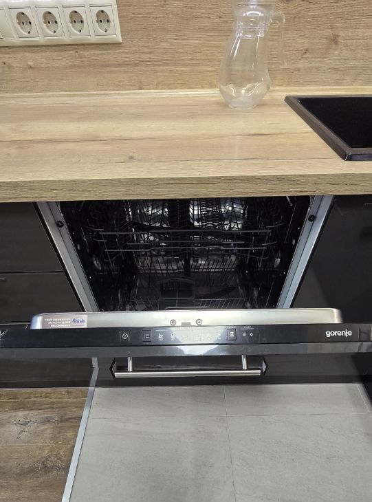 Сдается 3-комнатная квартира на Олонецкая улица, 4, метро Отрадное, г. Москва