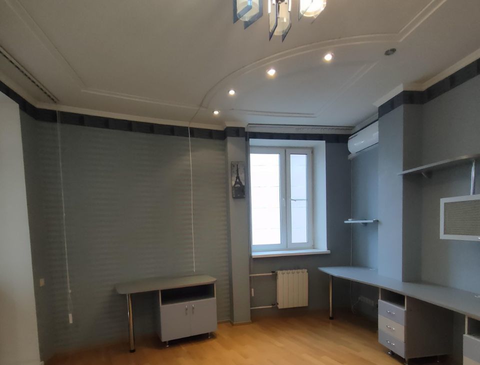 Сдаю 4х-комнатную квартиру на улица Островитянова, 13, г. Москва