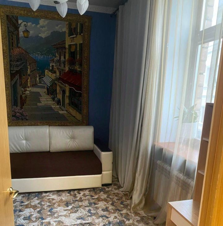 Сдается трехкомнатная квартира на Большой Левшинский переулок, 3, метро Смоленская (Арбатско-Покровская линия), г. Москва