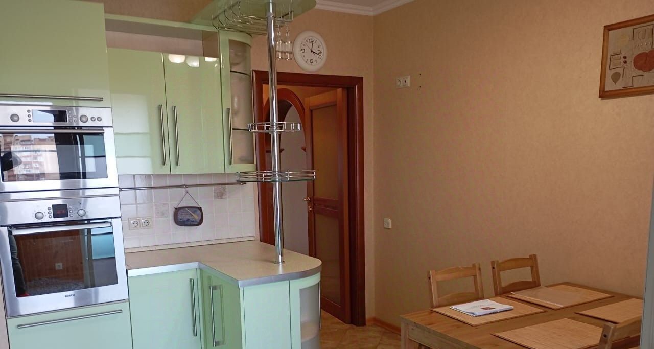Аренда 3х-комнатной квартиры на улица Наметкина, 11К1, метро Новые Черёмушки, г. Москва