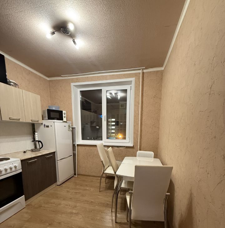 Сдается 1-комнатная квартира на улица Декабристов, 20К2, метро Ботанический сад, г. Москва