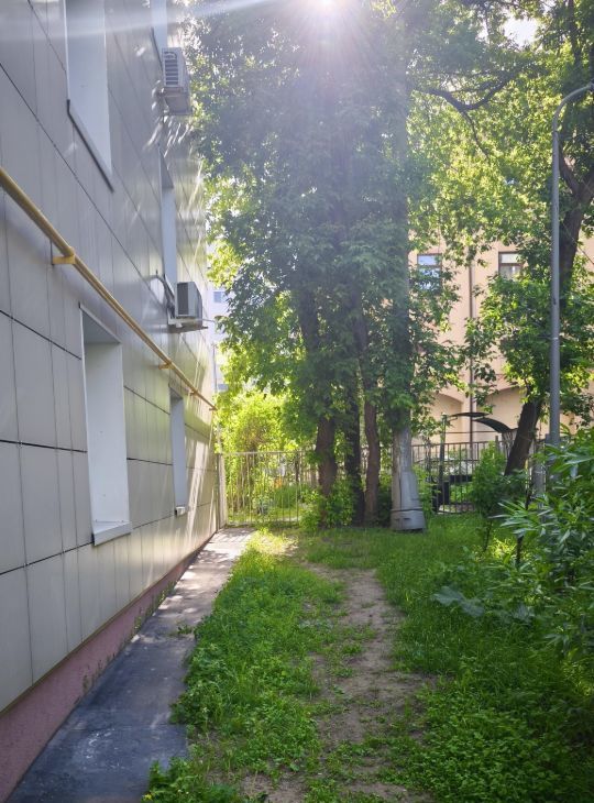 Сдаю 2к квартиру на переулок Выползов, 6, г. Москва