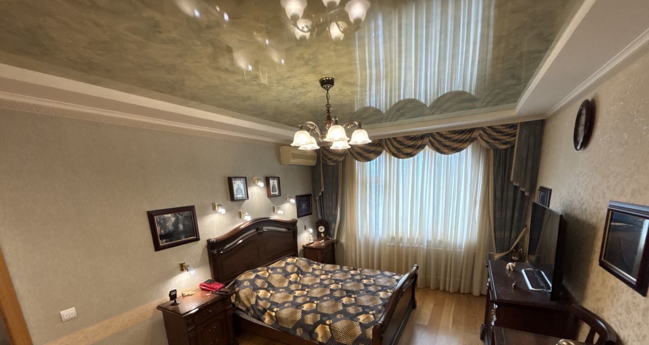 Сдается трехкомнатная квартира на Пролетарский проспект, 3, метро Кантемировская, г. Москва