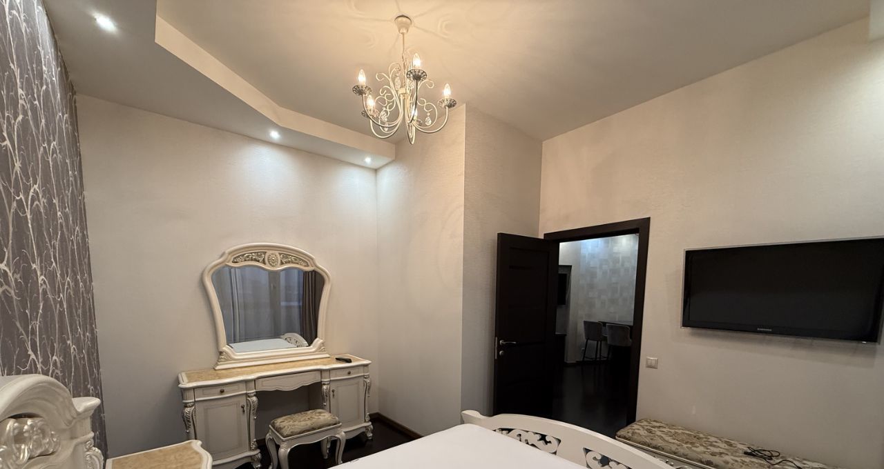 Снять 3-комнатную квартиру на Дмитровское шоссе, 13, метро Дмитровская, г. Москва