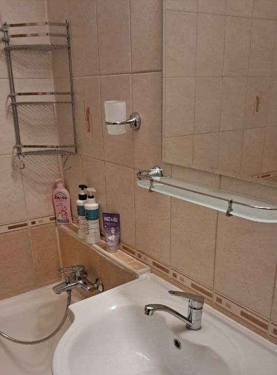 Сдаю 1к квартиру на Никулинская улица, 12К1, метро Озёрная, г. Москва