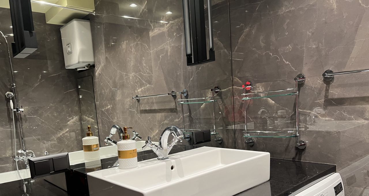 Снять 2к квартиру на набережная Тараса Шевченко, 3К2, метро Киевская, г. Москва