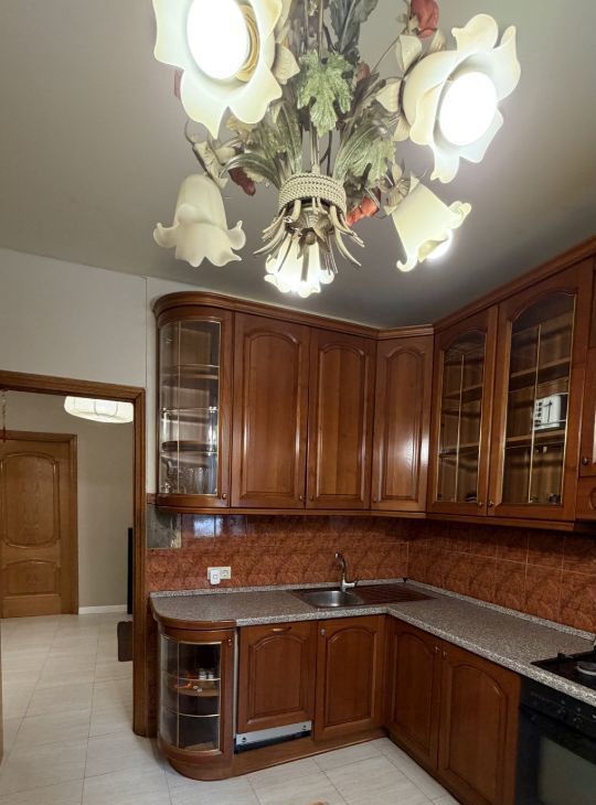 Аренда 3х-комнатной квартиры на Шмитовский проезд, 13, метро Деловой центр (МЦК), г. Москва