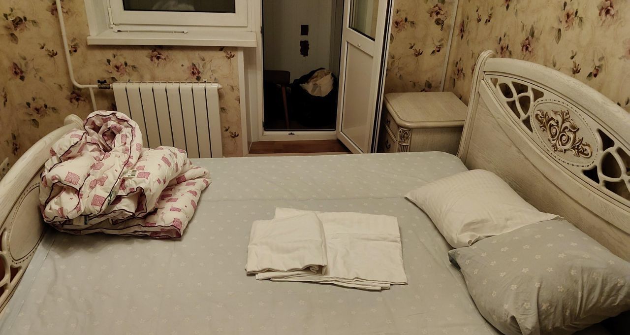 Сдаю 3-к квартиру на Кантемировская улица, 3К3, метро Царицыно, г. Москва