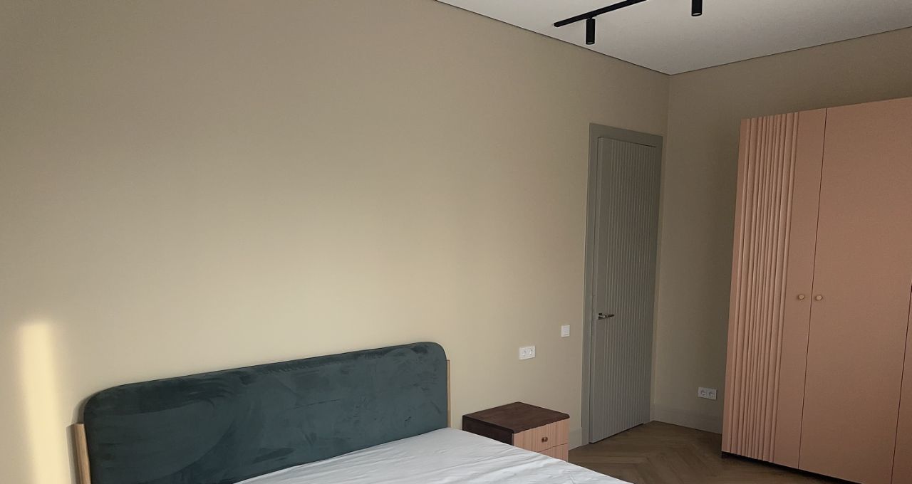Сдаю трехкомнатную квартиру на улица Архитектора Власова, 71к2, метро Калужская, г. Москва