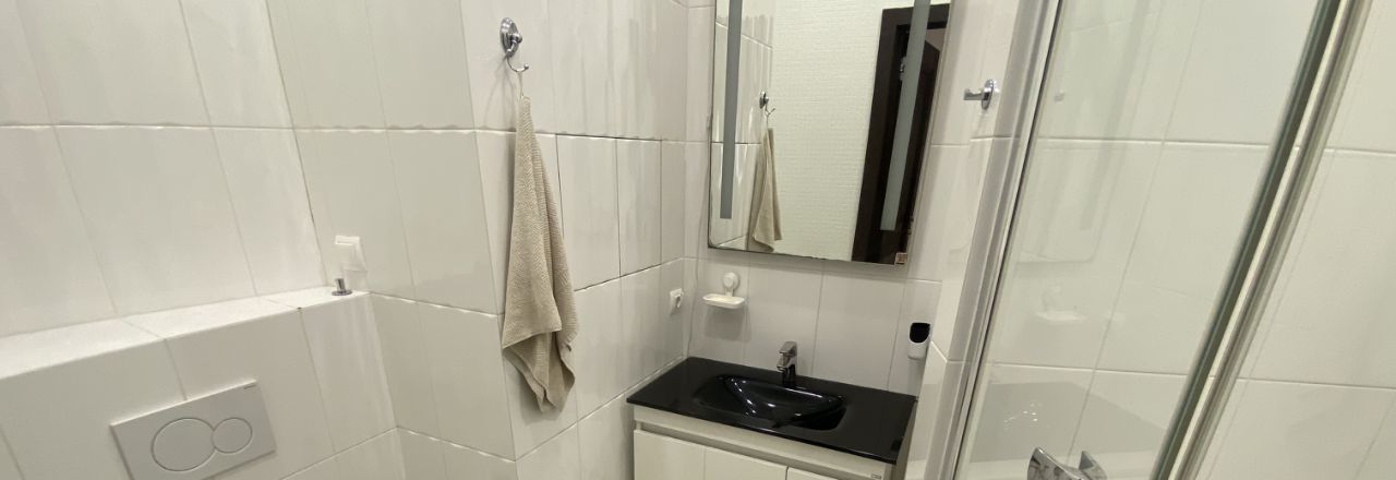 Снять трехкомнатную квартиру на улица Столетова, 7, метро Ломоносовский проспект, г. Москва