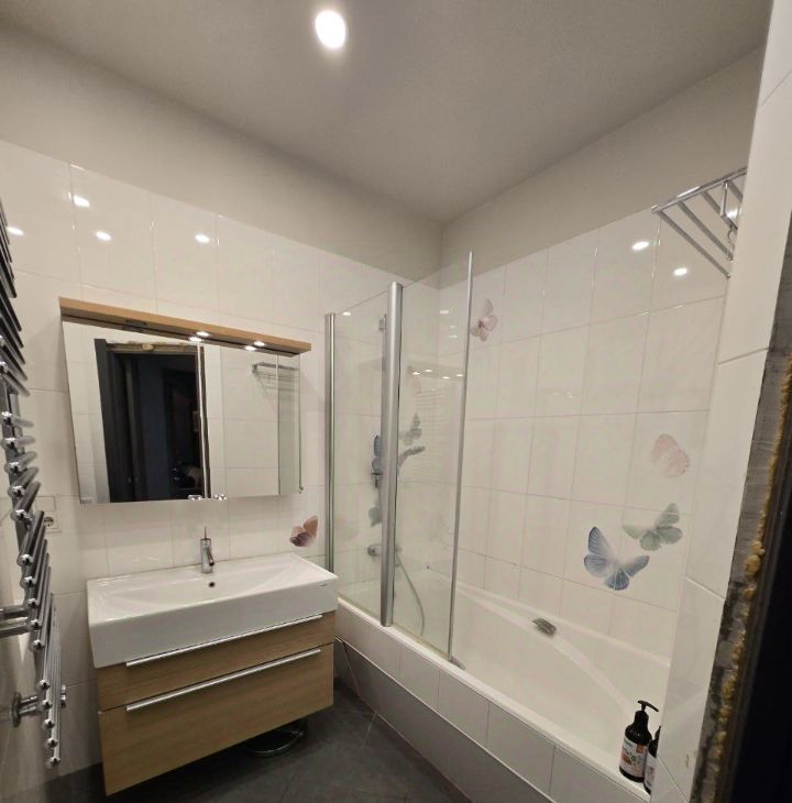 Аренда трехкомнатной квартиры на Нахимовский проспект, 56, метро Профсоюзная, г. Москва