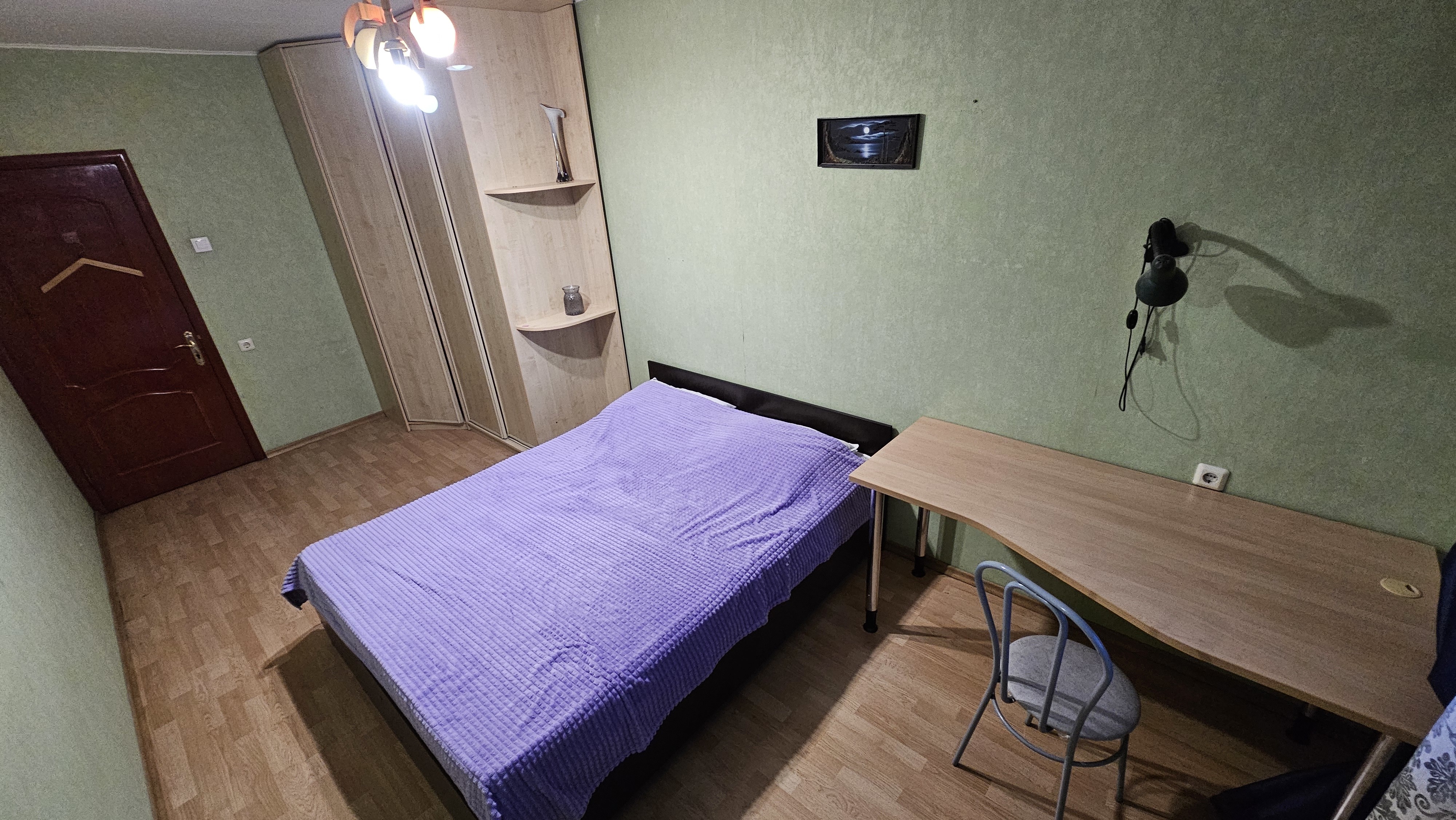 Снять трехкомнатную квартиру на г Москва, ул Большая Очаковская, д 42 к 1, метро Озёрная, г. Москва