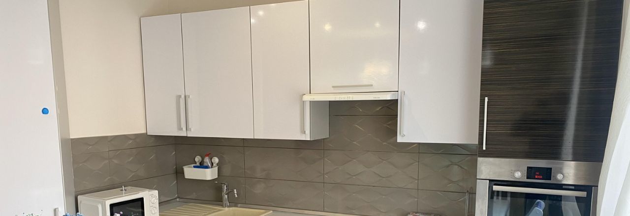 Сдам 3-комнатную квартиру на улица Столетова, 7, метро Раменки, г. Москва