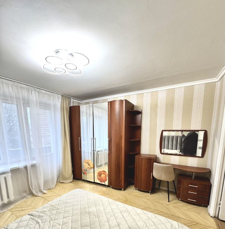 Сдам 3-к квартиру на Живописная улица, 18К2, метро Щукинская, г. Москва