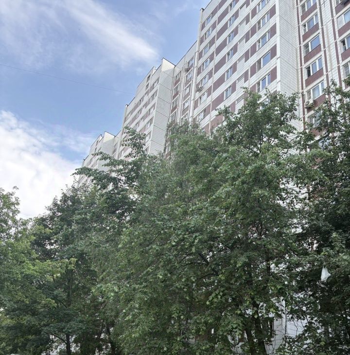 Сдам 1-к квартиру на улица Декабристов, 28К1, метро Ботанический сад, г. Москва