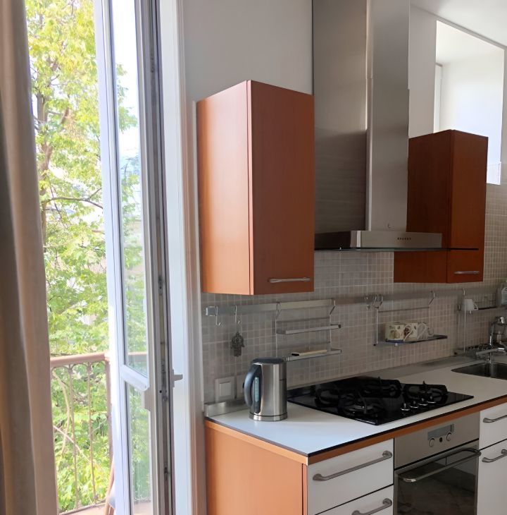 Сдаю 3-комнатную квартиру на улица Покровка, 41С3, метро Тургеневская, г. Москва