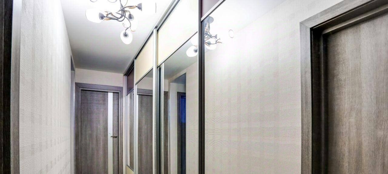 Сдам трехкомнатную квартиру на Смоленский бульвар, 10, метро Смоленская (Арбатско-Покровская линия), г. Москва