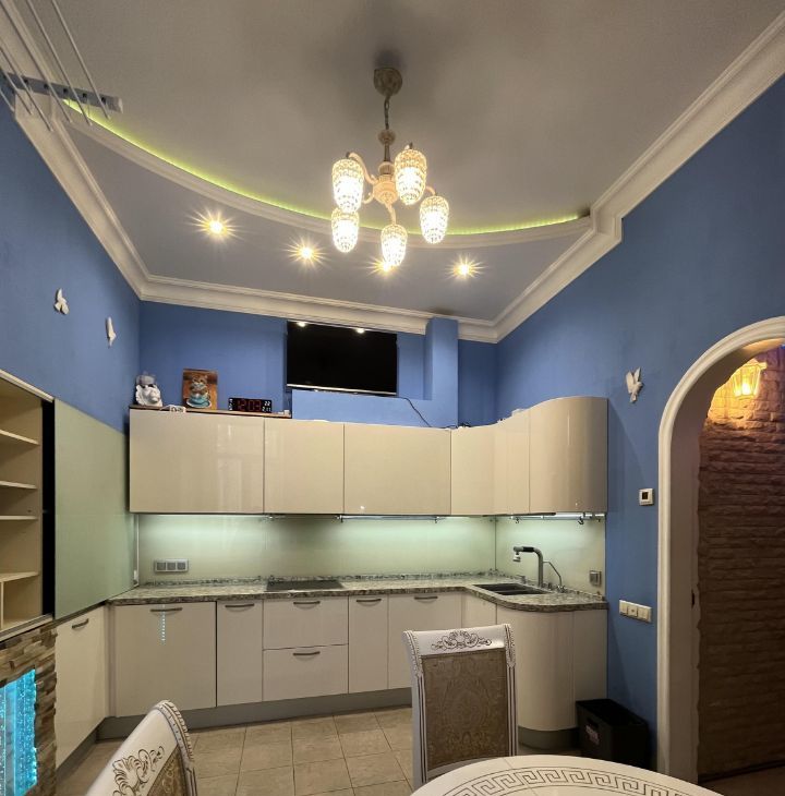 Сдаю 2х-комнатную квартиру на Новинский бульвар, 16С2, метро Арбатская (Арбатско-Покровская линия), г. Москва