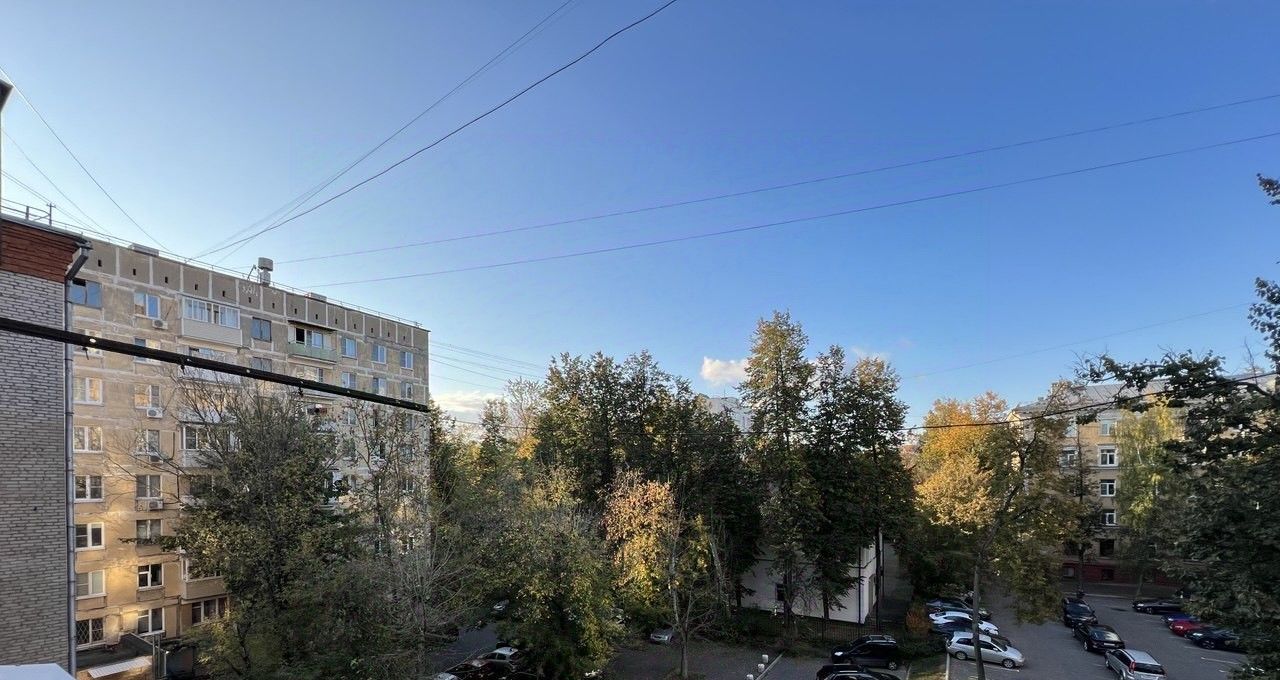 Сдам трехкомнатную квартиру на Заводской проезд, 3, метро Измайловская, г. Москва