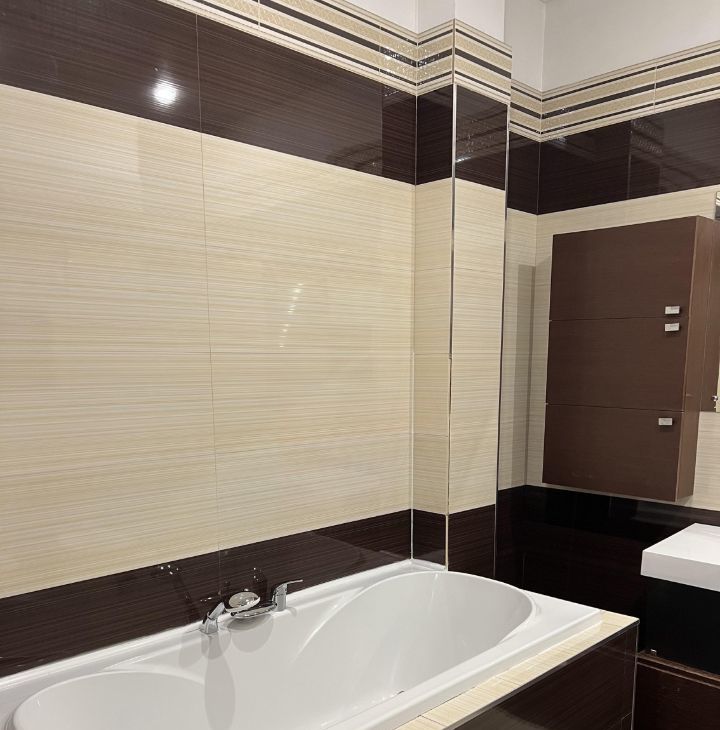 Сдам 3-комнатную квартиру на улица Шаболовка, 23к5, метро Добрынинская, г. Москва