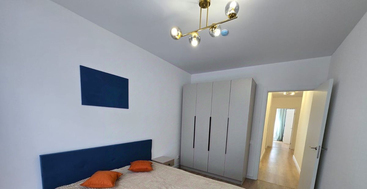 Сдается 3-к квартира на проспект Куприна, 30к9, метро Бунинская аллея, г. Москва