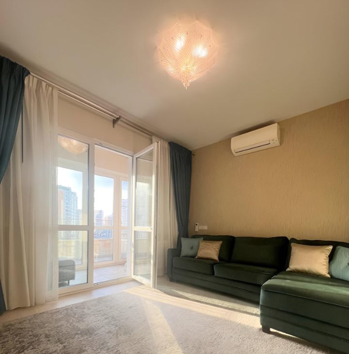 Сдается трехкомнатная квартира на улица Гришина, 16, г. Москва