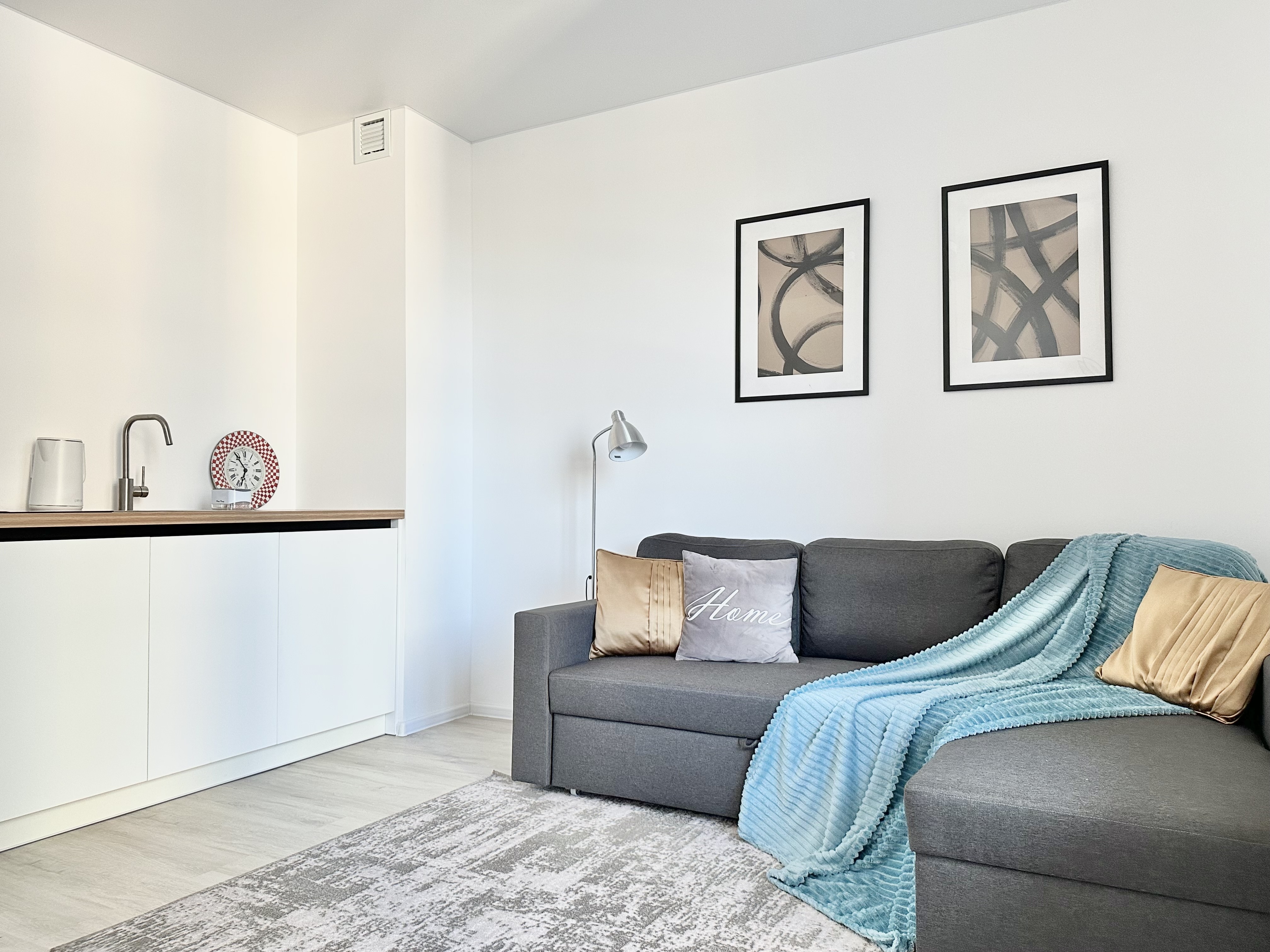 Аренда 1-к квартиры на г Санкт-Петербург, Суздальское шоссе, д 22 к 2 стр 1, метро Комендантский проспект, г. Санкт-Петербург