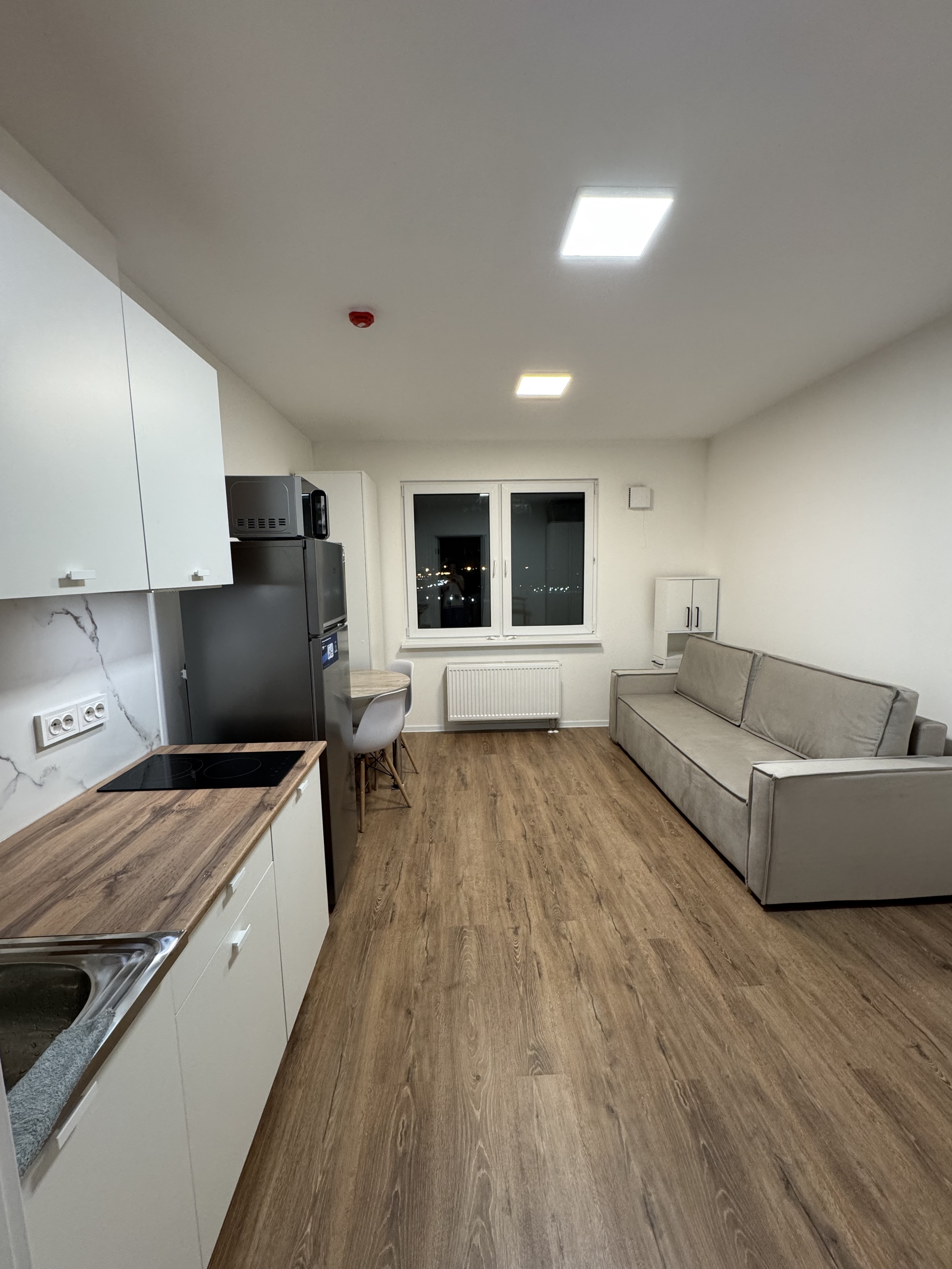 Сдам однокомнатную квартиру на г Санкт-Петербург, ул Пахомовская, д 14 к 1 стр 1, метро Академическая, г. Санкт-Петербург