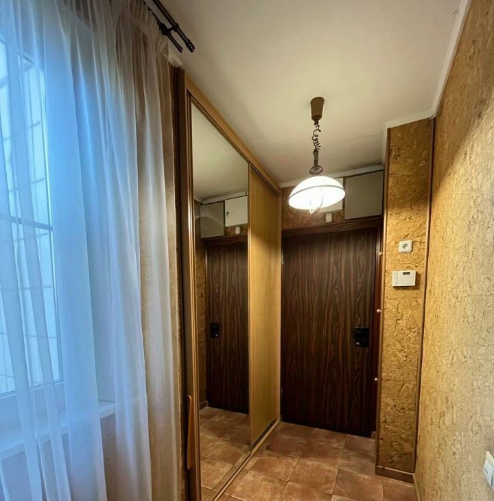 Сдаю 4-к квартиру на Новочеремушкинская улица, 20/23, метро Профсоюзная, г. Москва