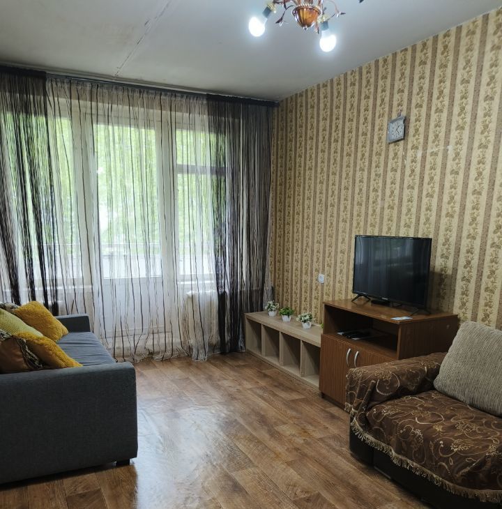 Сдаю 1к квартиру на Ереванская улица, 17К2, метро Царицыно, г. Москва