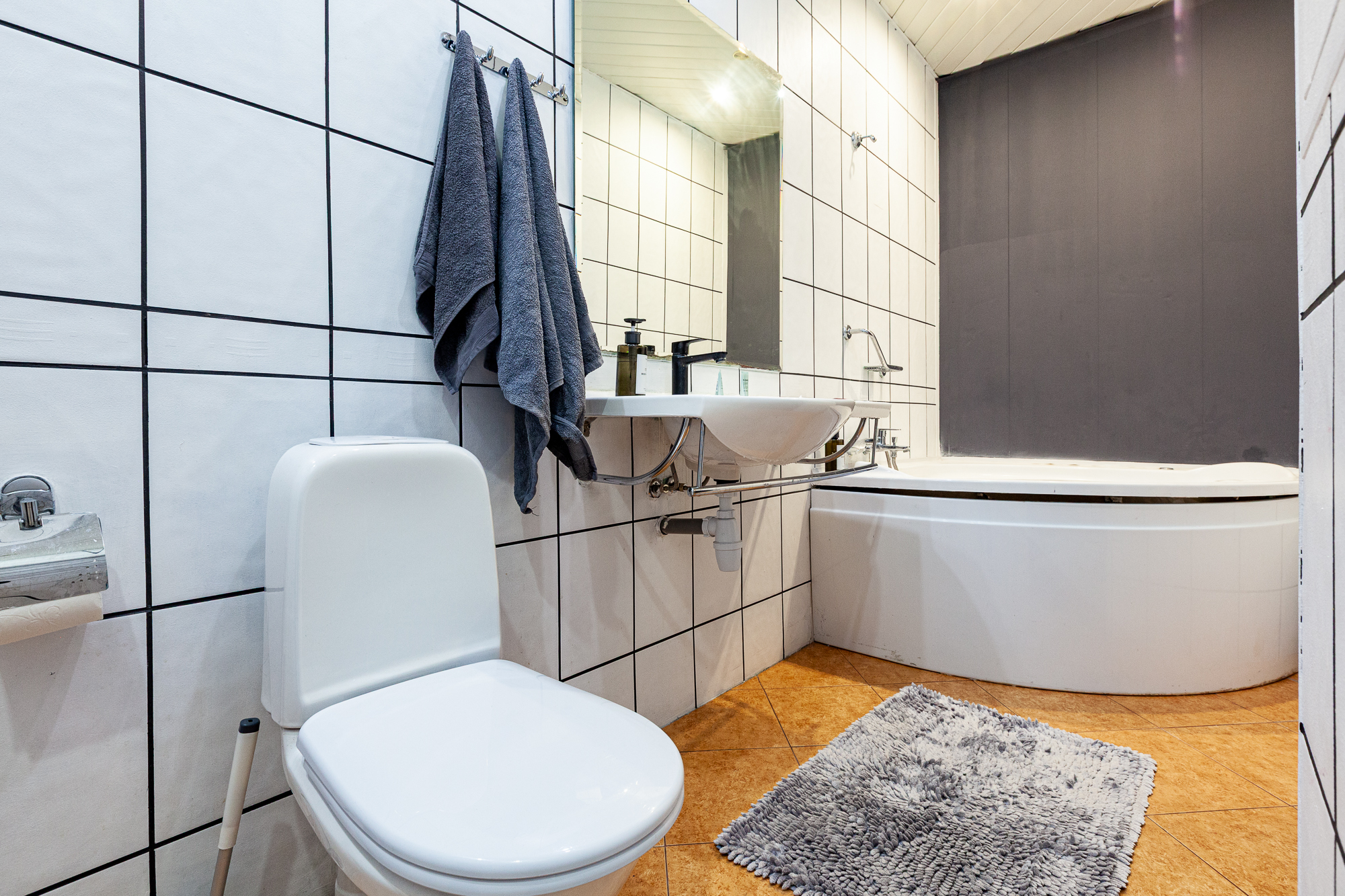 Сдаю 4к квартиру на г Москва, ул Тверская, д 19А, метро Чеховская, г. Москва