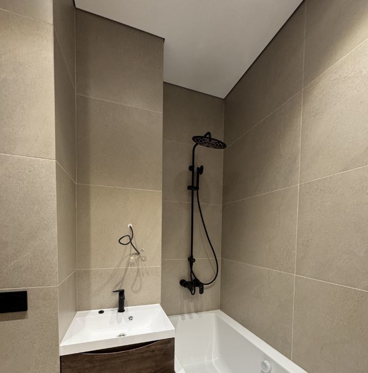 Снять 3к квартиру на улица Нижние Мневники, 20, метро Молодёжная, г. Москва