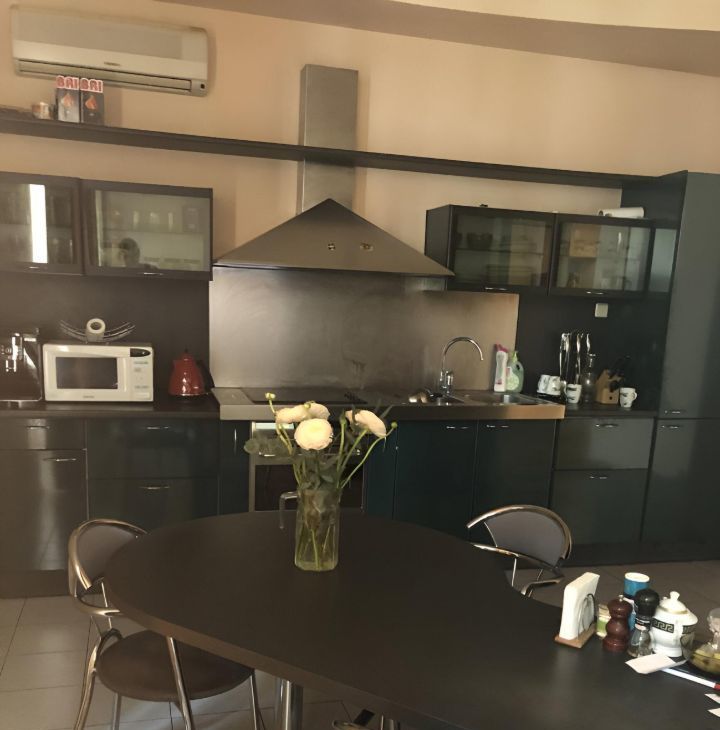 Сдаю 3-к квартиру на Садовническая улица, 11С10, метро Охотный ряд, г. Москва