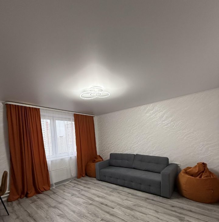 Сдается однокомнатная квартира на улица Бианки, 8к2, метро Рассказовка, г. Москва