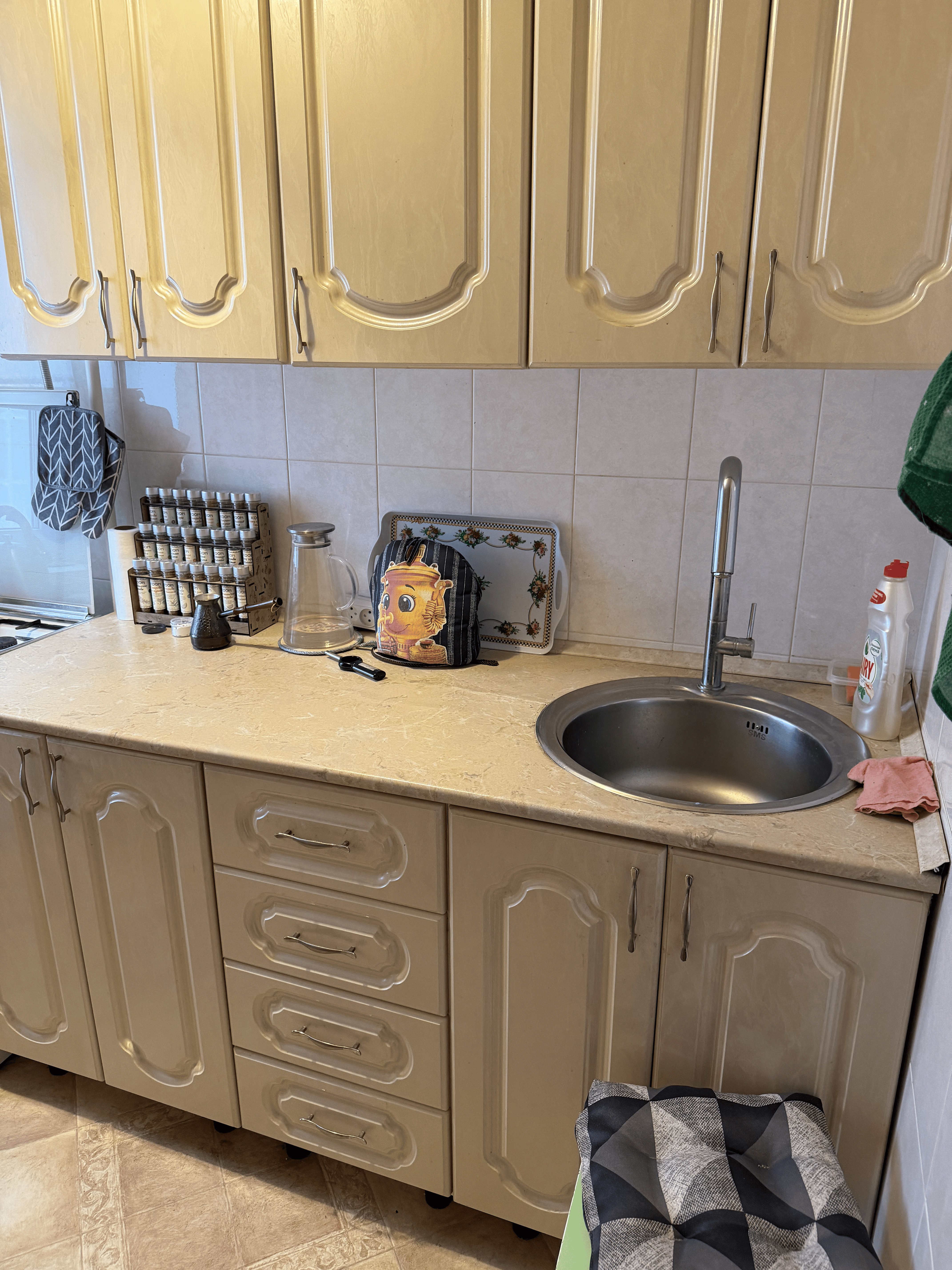 Сдается 2-комнатная квартира на г Москва, Краснопахорский р-н, поселок Спортбазы, д 10, кв 57, г. Москва