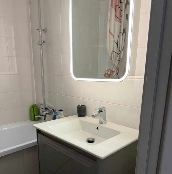 Сдаю 2-к квартиру на Люблинская улица, 80к6, метро Марьино, г. Москва