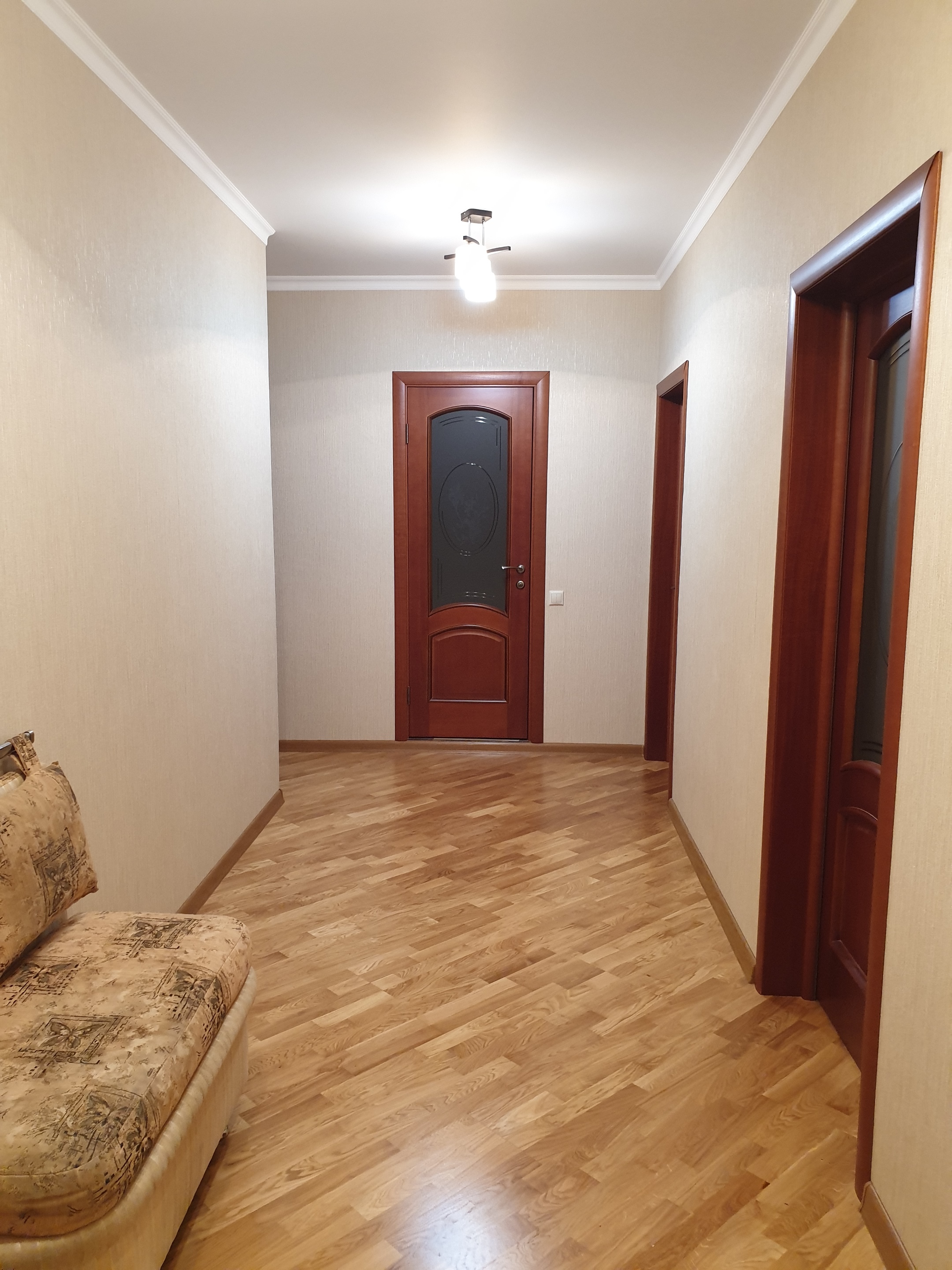 Сдаю трехкомнатную квартиру на г Москва, ул Производственная, д 10 к 1, метро Боровское шоссе, г. Москва